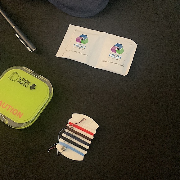 On the go travel essentials ✈️🚗🚍⛴️⛵️🏍️🚁🚊🚲🚕🧳💼🎒👜 - Picture 9 of 12